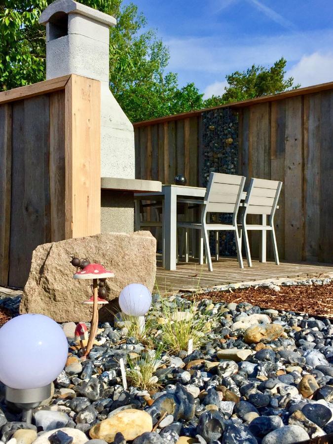 No22.Holiday Glowe Exterior foto